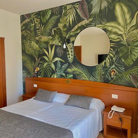 Hotel Al Sole Бардоліно Екстер'єр фото