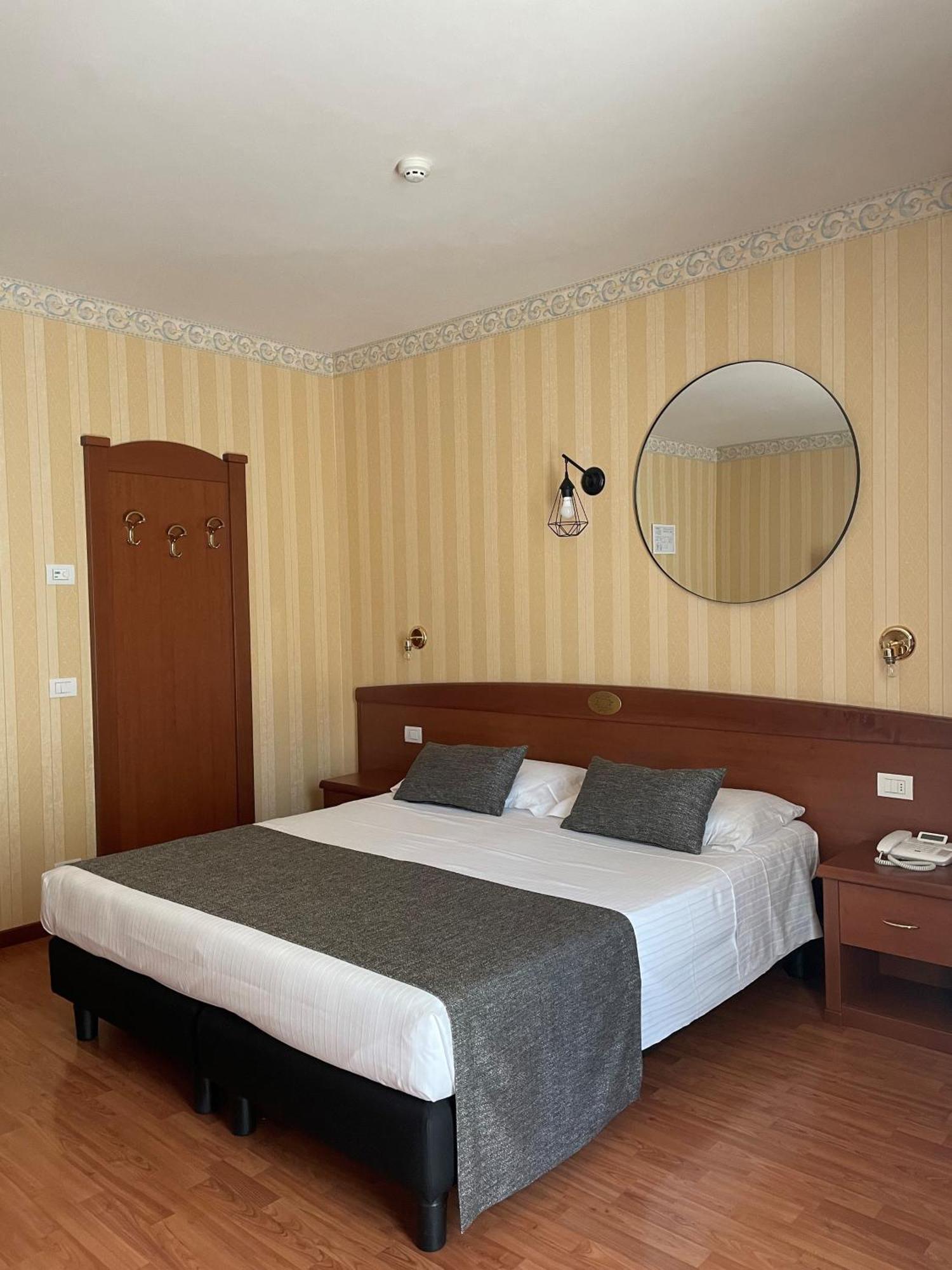 Hotel Al Sole Бардоліно Номер фото